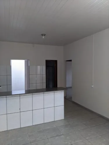 kitnet con 2 quartos (60m2) e garagem coberta 