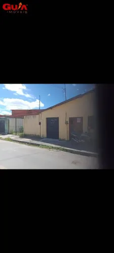 Terreno com escritório e ponto comercial próx ao Mix Matheus do Maracanaú