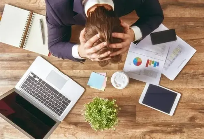 Empresas com Dívidas