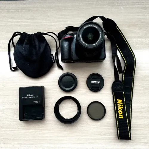 Nikon D5200 + Lente 18-55mm - 10mil Cliques - Excelente Estado