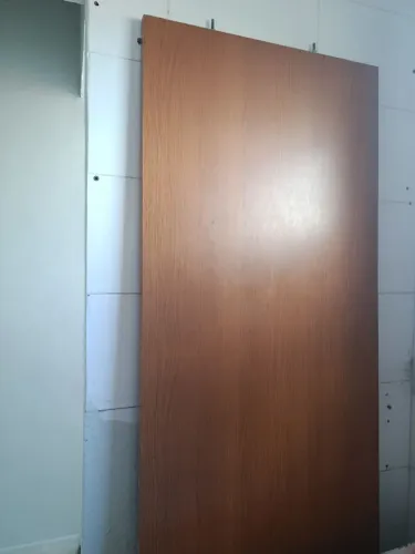 2 portas de madeira