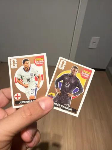 Figurinha copa extra legend bronze Bellingham e Caicedo