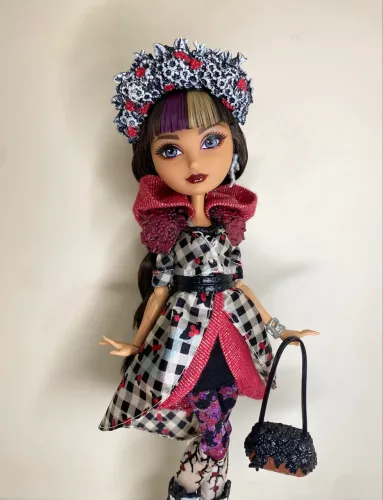 Ever After High - Cerise Hood, Spring Unsprung