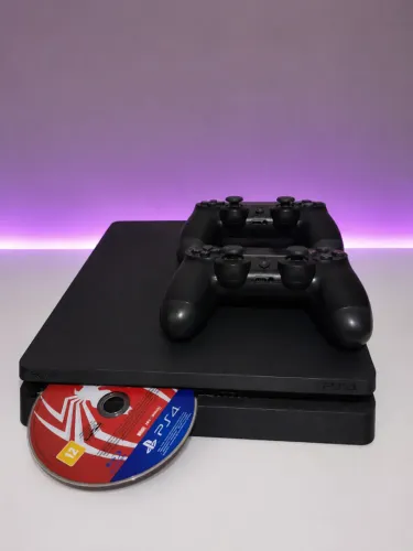 PLAYSTATION 4 SLIM PARA VENDER LOGO!