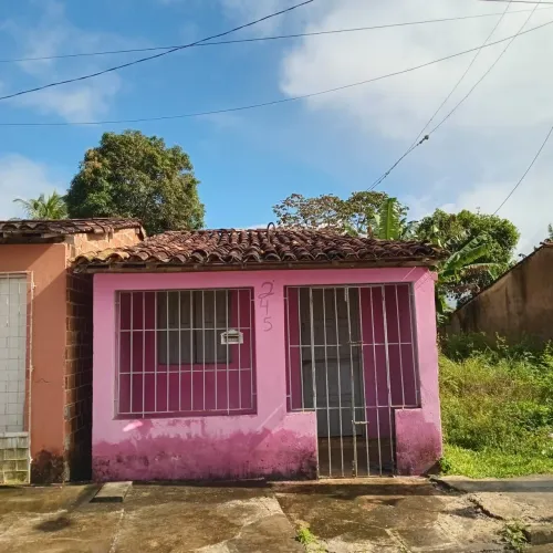 70 MIL CASA GRANDE E CASA NO FUNDO