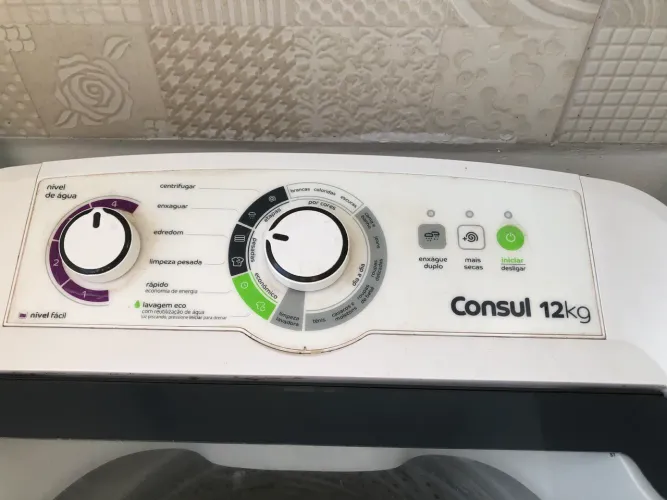 Vende-se máquina de lavar roupa