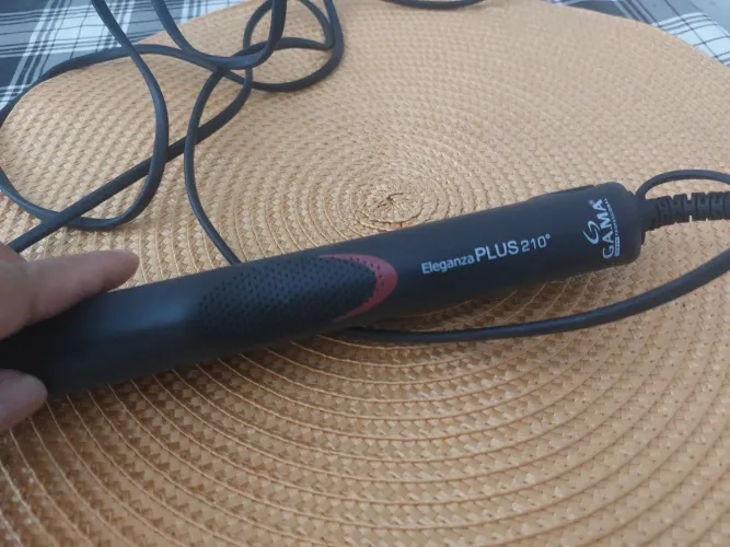 Vendo uma prancha semi nova 220v