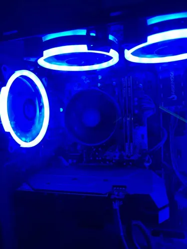 Processador AMD Ryzen 3 2200G com vídeo integrado + cooler original