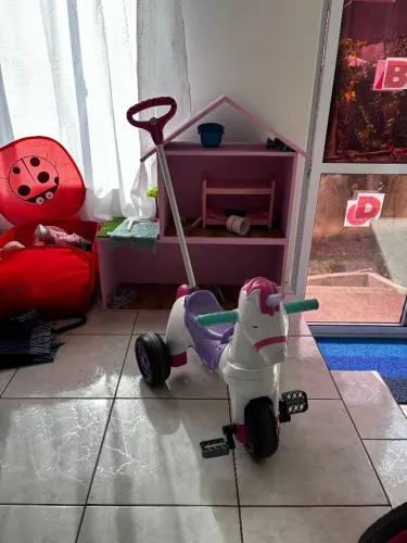 Triciclo infantil menina unicórnio