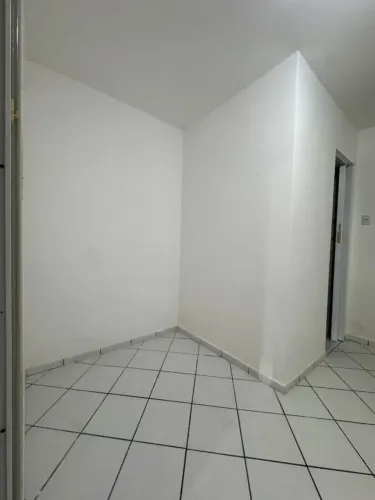 Apart 1/4, sem mobília