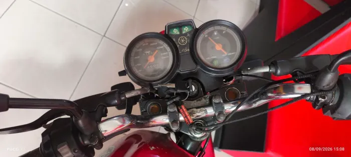 Vendo moto YBR 208 aceito passar no cartão