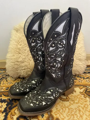 Bota Texana Feminina Preto Glitter Prata Sola Marrom Bico Quadrado - 37