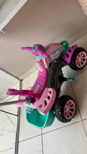 Quadriciclo infantil 