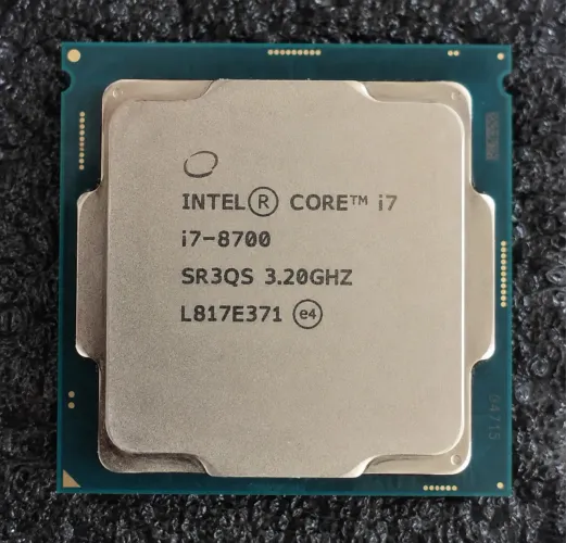 Processador Intel Core i7-8700K 6 Núcleos 12 Threads LGA 1151