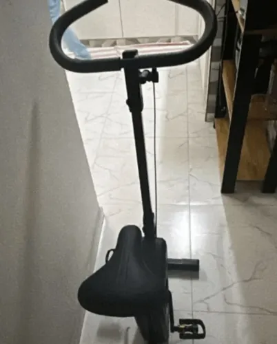 Bicicleta ergométrica ex 450 semi nova