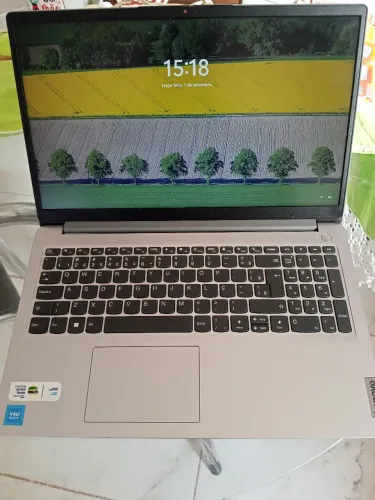 Notebook Lenovo IdeaPad 1i - R$ 1.500