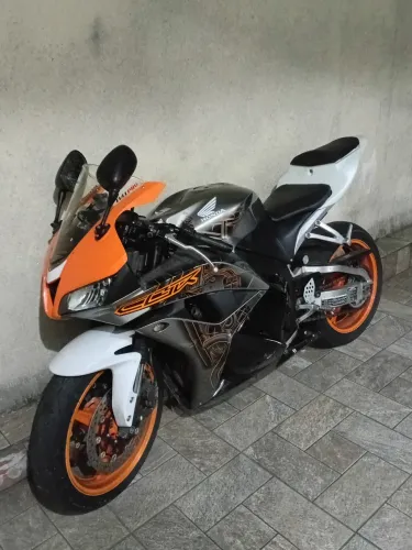 Vem na joia rara cbr 600 raio X