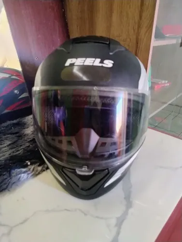 Capacete