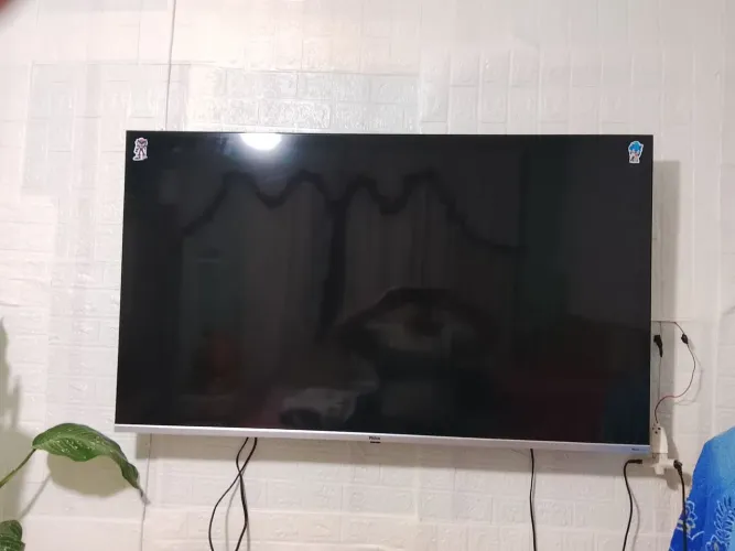 Vendo TV 68 polegadas para retirar peças