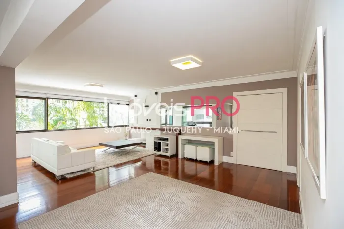 Lindo condominio em Moema!