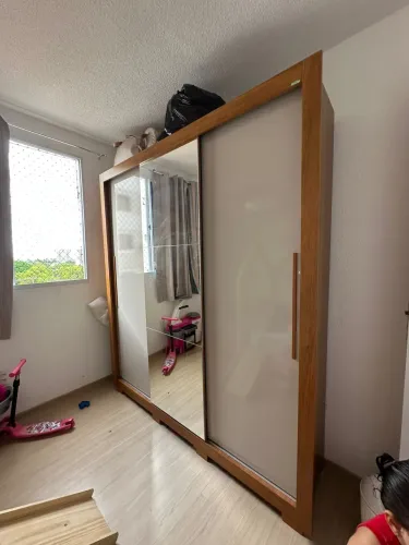 Guarda roupas 3 portas 