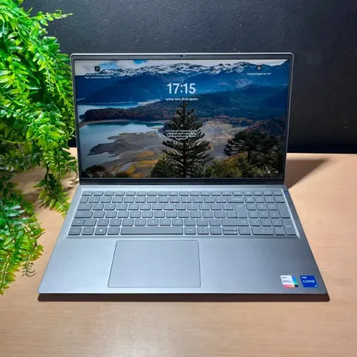 Dell Vostro I5 11°/ 8GB/ FHD/ 12X No Cartão