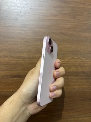 ? iPhone 15 Rosa 128GB | R$ 2.999 à vista ou 12x de R$ 299