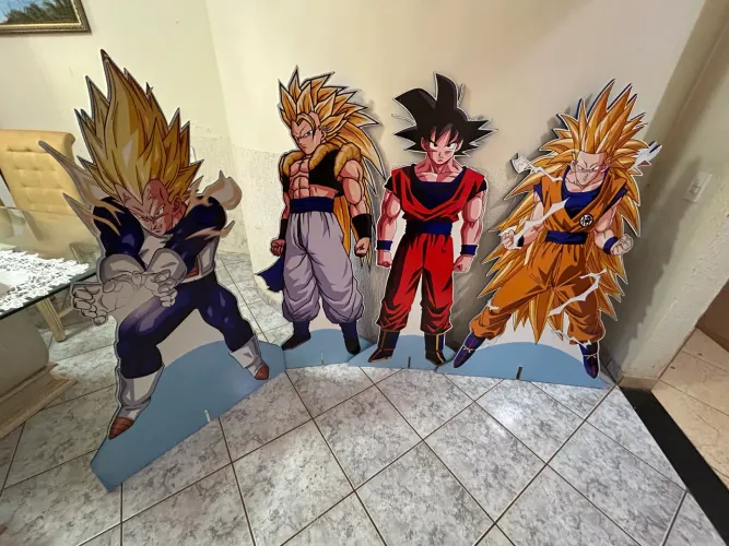 Totem de madeira mdf Dragon Ball Z Festa Infantil e Adulto 