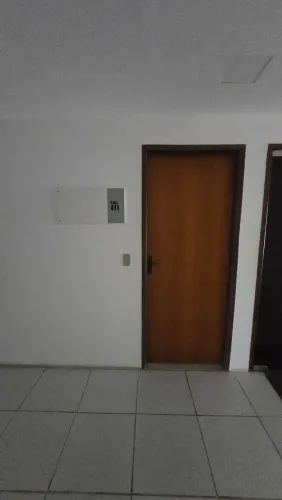 SALA COMERCIAL / VAGA DE GARAGEM na Galeria Princesa Isabel 