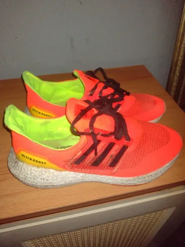 Tênis Adidas