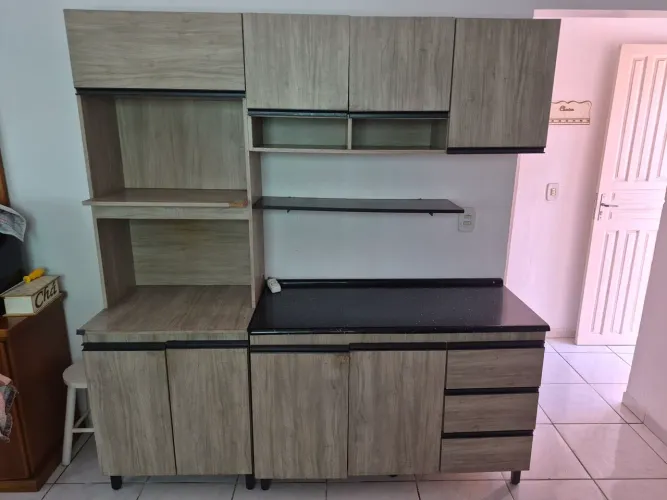 ARMÁRIO DE COZINHA COMPLETO