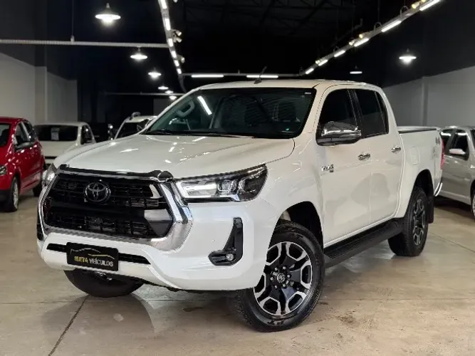 Toyota Hilux CD SRX 4X4 2.8 TDI 16V Diesel Aut. 2024