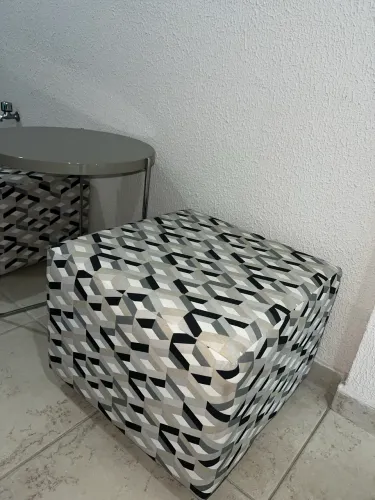 puffs de tecido estampado