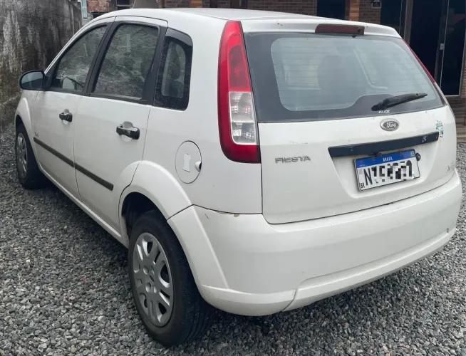 Ford Fiesta 1.0 8V Flex/class 1.0 8V Flex 5P 2010