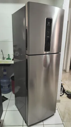 Geladeira Electrolux 410 litros