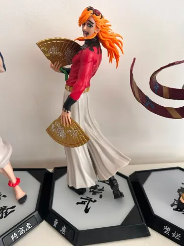 Action Figure Demon Slayer (Doma)