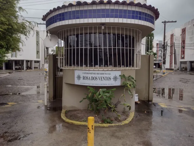 Apto. 3/4, 2 banheiros, bairro Poço, próximo ao Novo Salgadinho