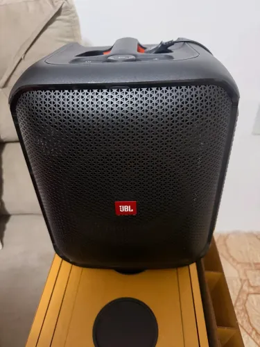 Caixa JBl PartyBox Encore