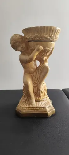 Estátua de Anjo Decorativa com Vaso Floreira