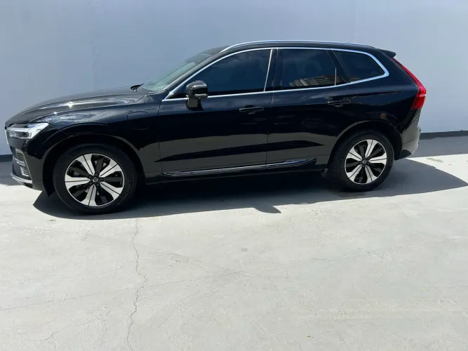 Volvo XC-60 T-8 Plus 2.0 AWD (híbrido) 2024