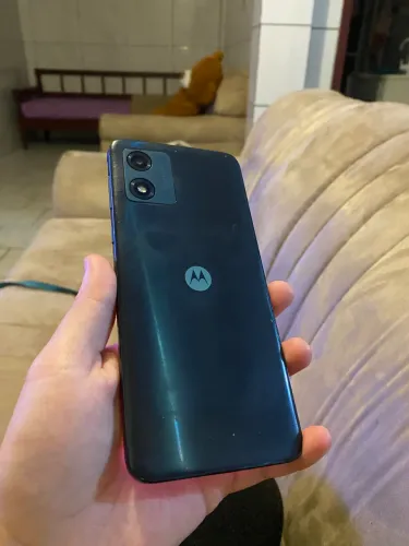 Moto e13