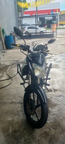 Vendo moto fazer150 preta 2018/2019