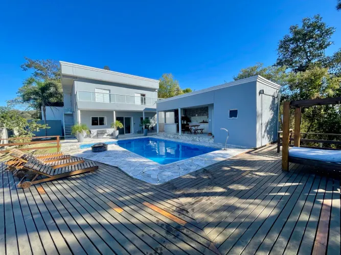 Casa de campo em condomínio-  Itú - SP - km 63 rodovia castelo branco