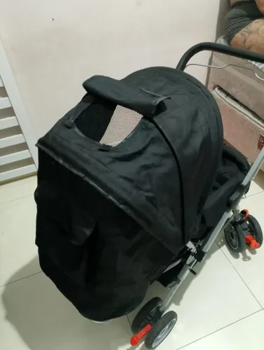 Vendo carinho de bebe