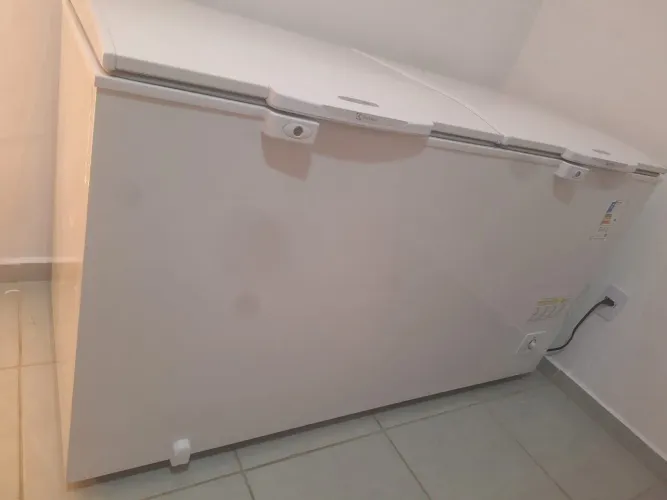 Freezer Eletrolux grande 