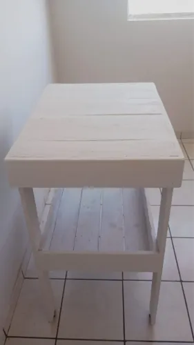Mesinha bancada