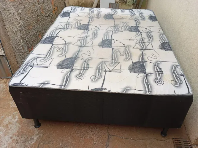 Cama box casal