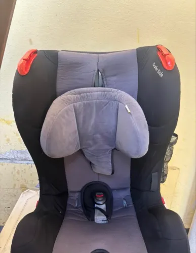Cadeirinha de carro safety 