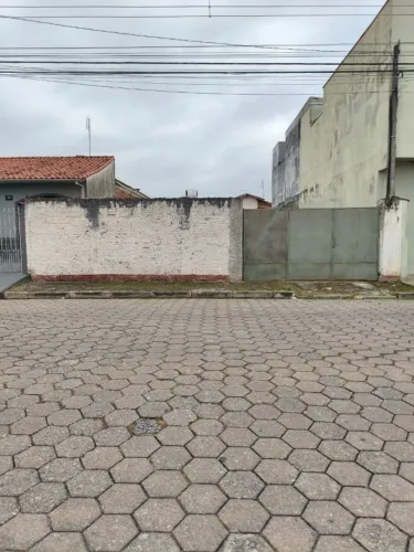 Vende-se Terreno 300m²