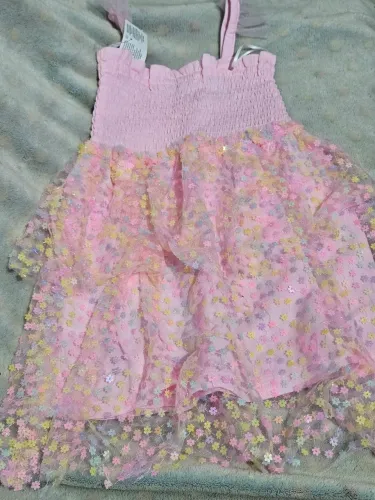 VESTIDO INFANTIL EM TULE CÔM BABADOS E FLORES
